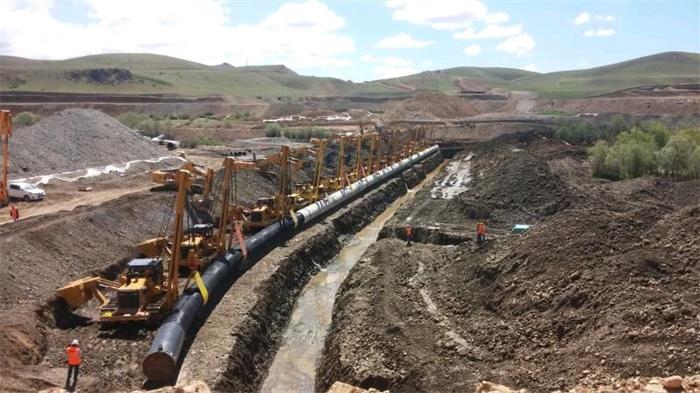 Continuous seamless oil pipe