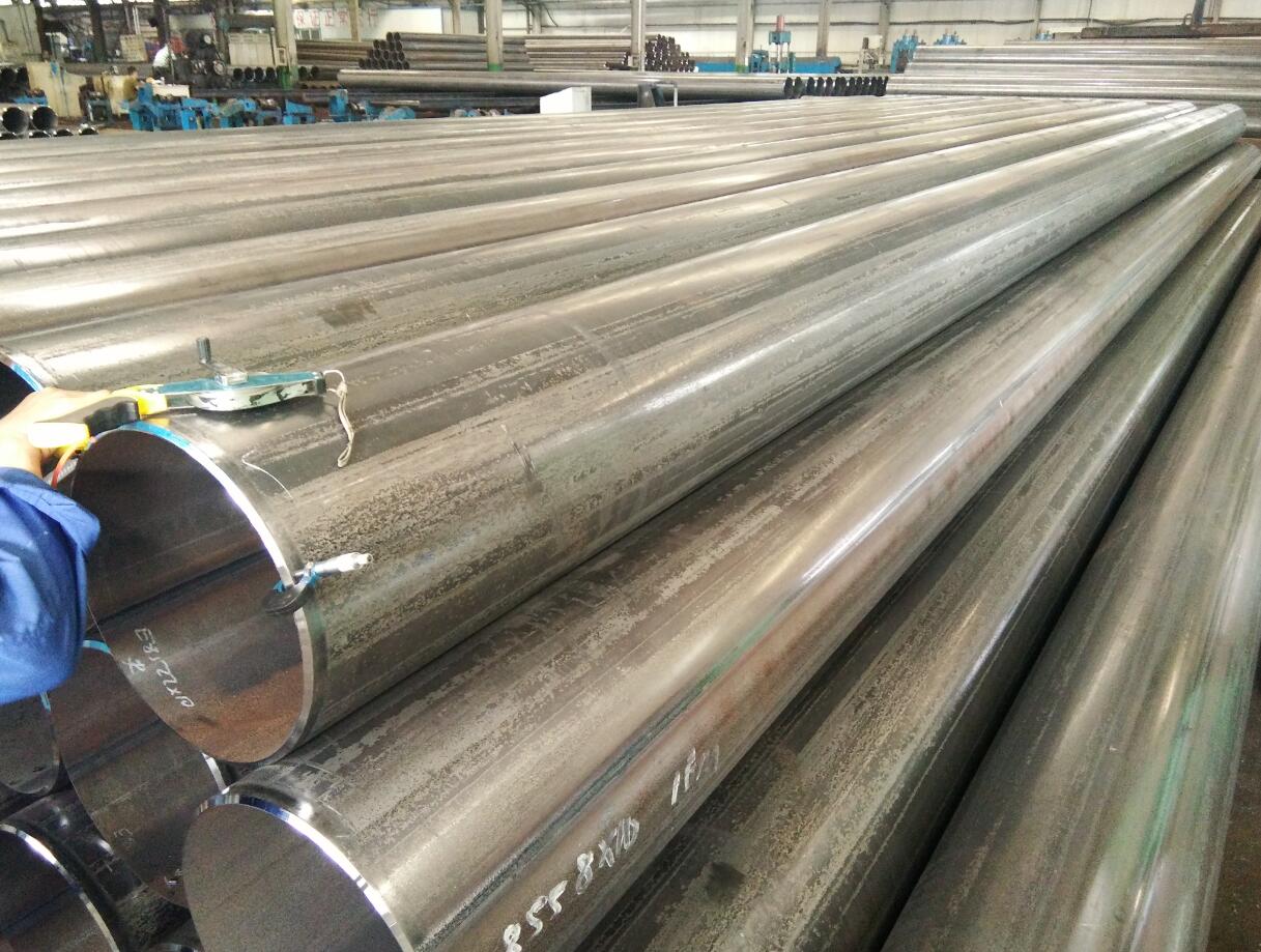 LSAW pipe weld seam is longitudinal LSAW pipe weld seam is longitudinal